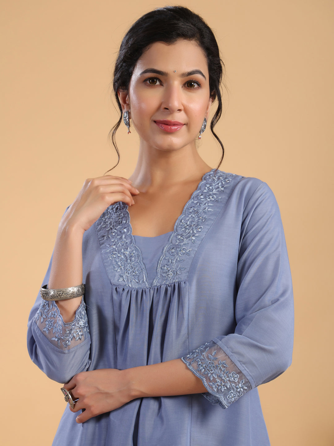 Janasya Gathering Muslin Blue Solid V-Neck Set | Swadesiicart