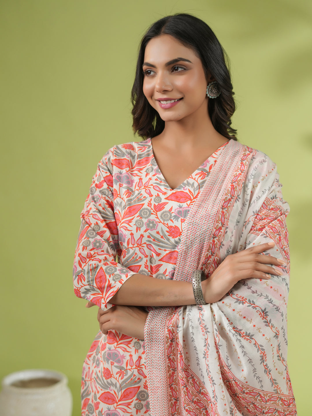 Janasya Straight Cambric Off White Floral V-Neck Set | Swadesiicart