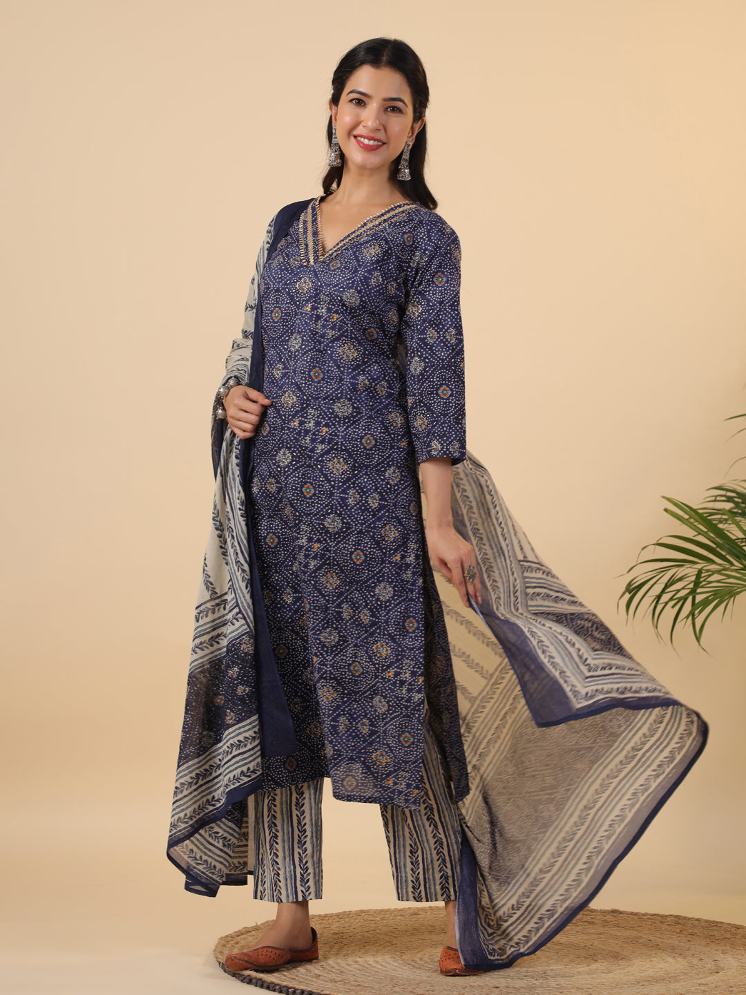 Janasya Straight Cambric Dark Blue Bandhani V-Neck with Band Collar Kurta Set | Swadesiicart