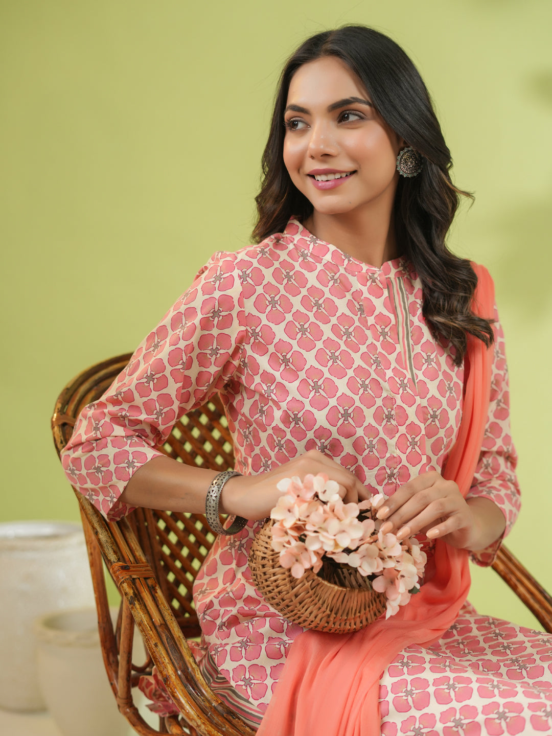 Janasya Straight Cambric Peach Floral Band Collar Set | Swadesiicart