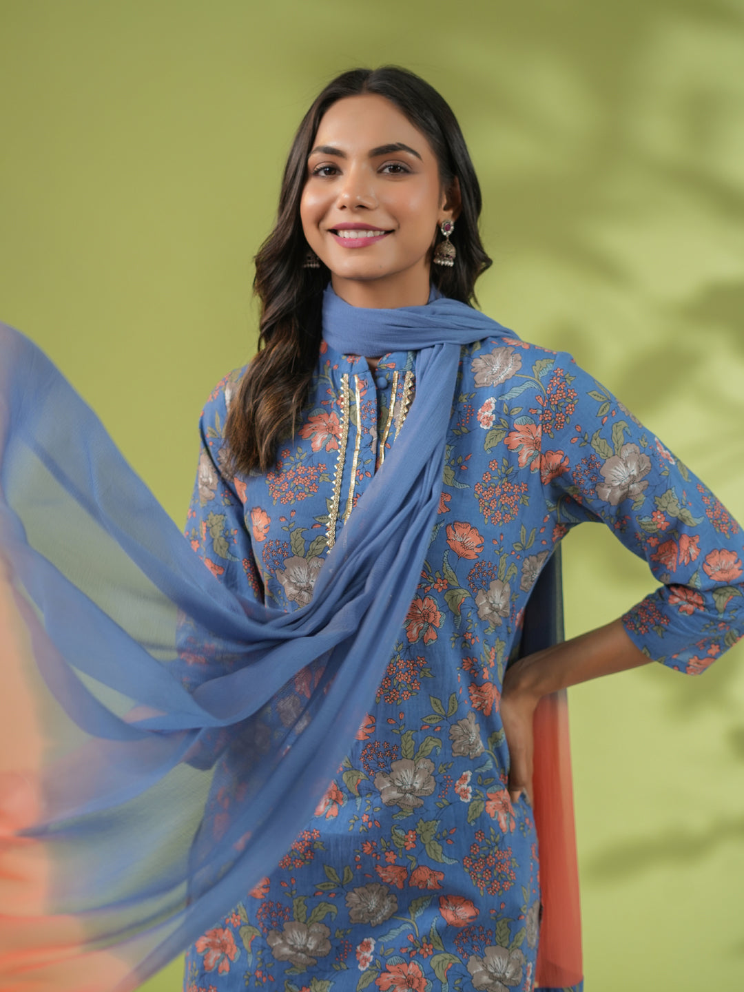 Janasya Straight Cambric Blue Floral Band Collar Kurta Set | Swadesiicart