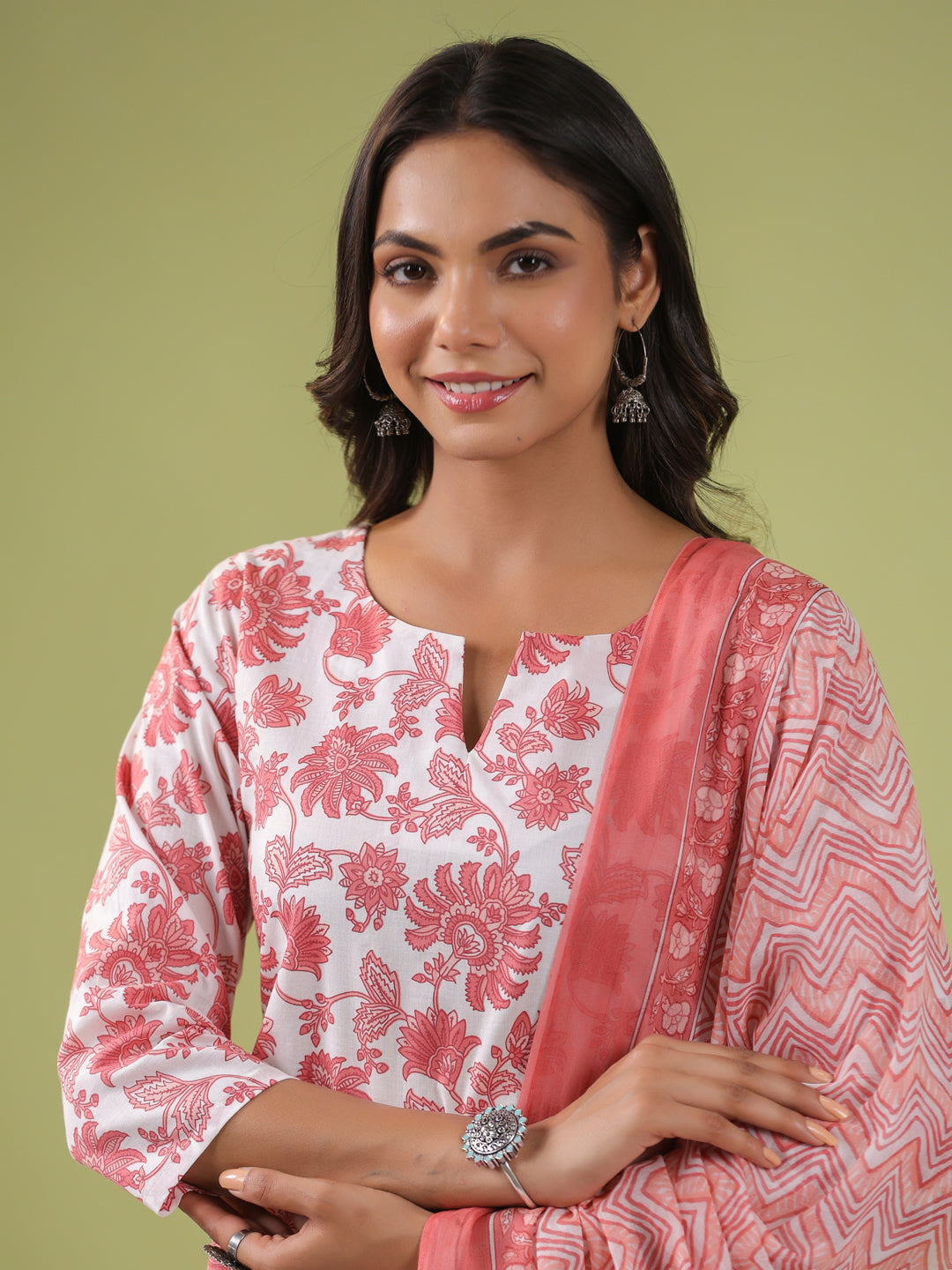 Janasya White Cambric Floral Set | Swadesiicart