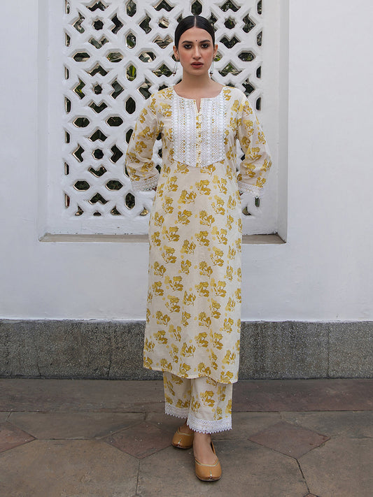 Janasya Straight Cambric Off White Floral Notch Neck Kurta & Bottom | Swadesiicart
