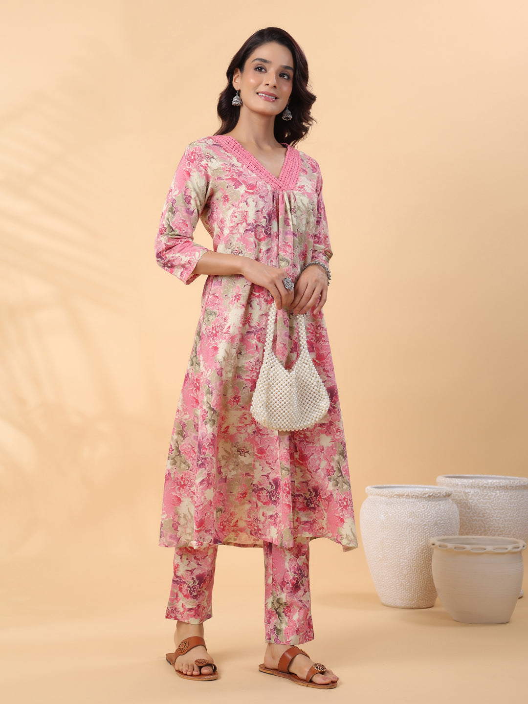Janasya Gathered Cambric Cream Abstract V-Neck Kurta & Bottom | Swadesiicart