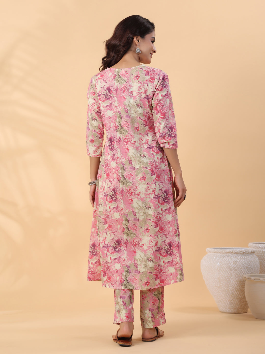 Janasya Gathered Cambric Cream Abstract V-Neck Kurta & Bottom | Swadesiicart