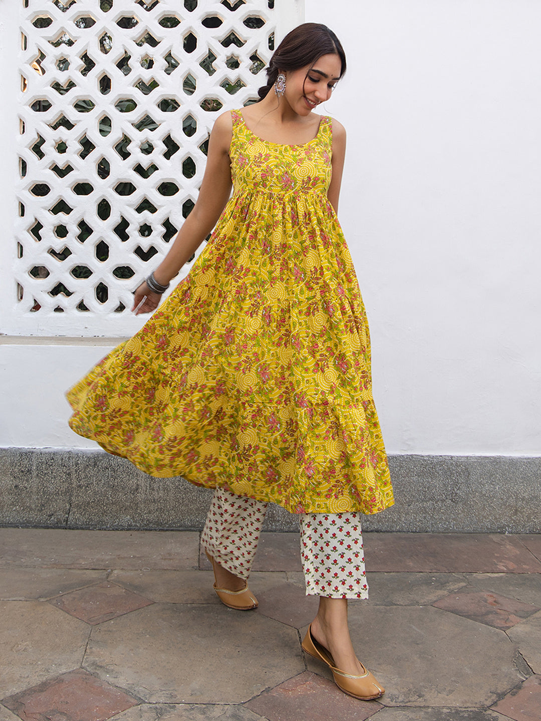 Janasya Bright Cotton Floral Gathered Kurta Set | Swadesiicart