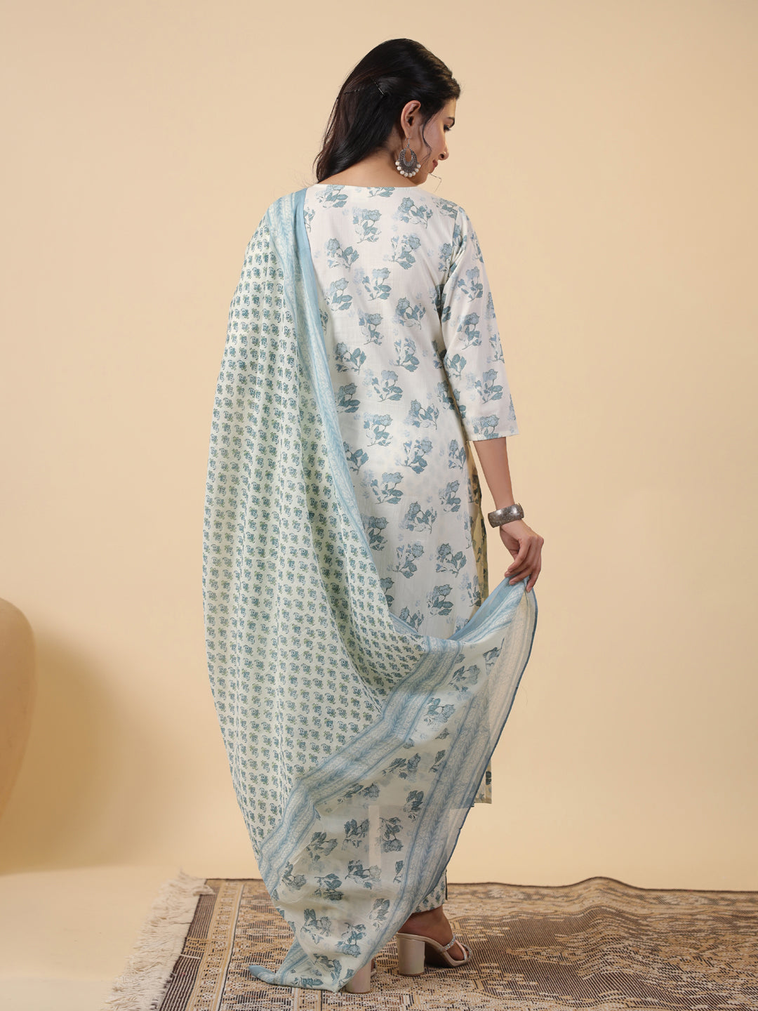 Janasya Bright Cotton Floral Straight Kurta Set | Swadesiicart