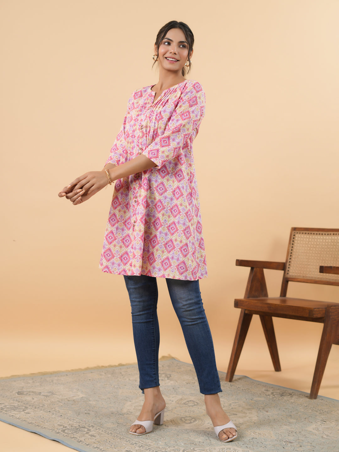 Janasya Pink Cambric Geometric Tunic | Swadesiicart