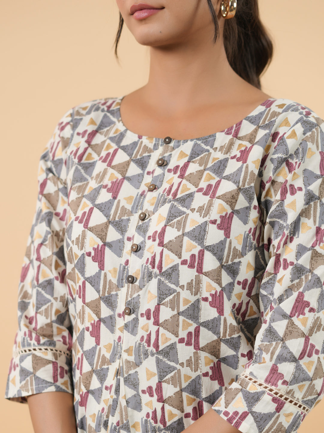 Janasya Off White Cambric Gemometric Tunic | Swadesiicart