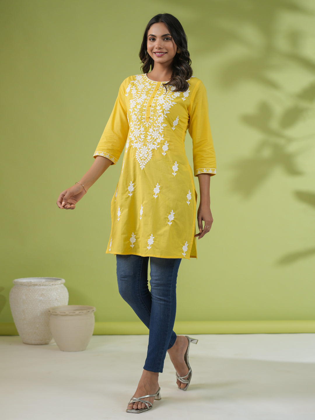 Janasya Straight Cotton Cambric Yellow Ethnic Motifs Round Neck Tunic | Swadesiicart