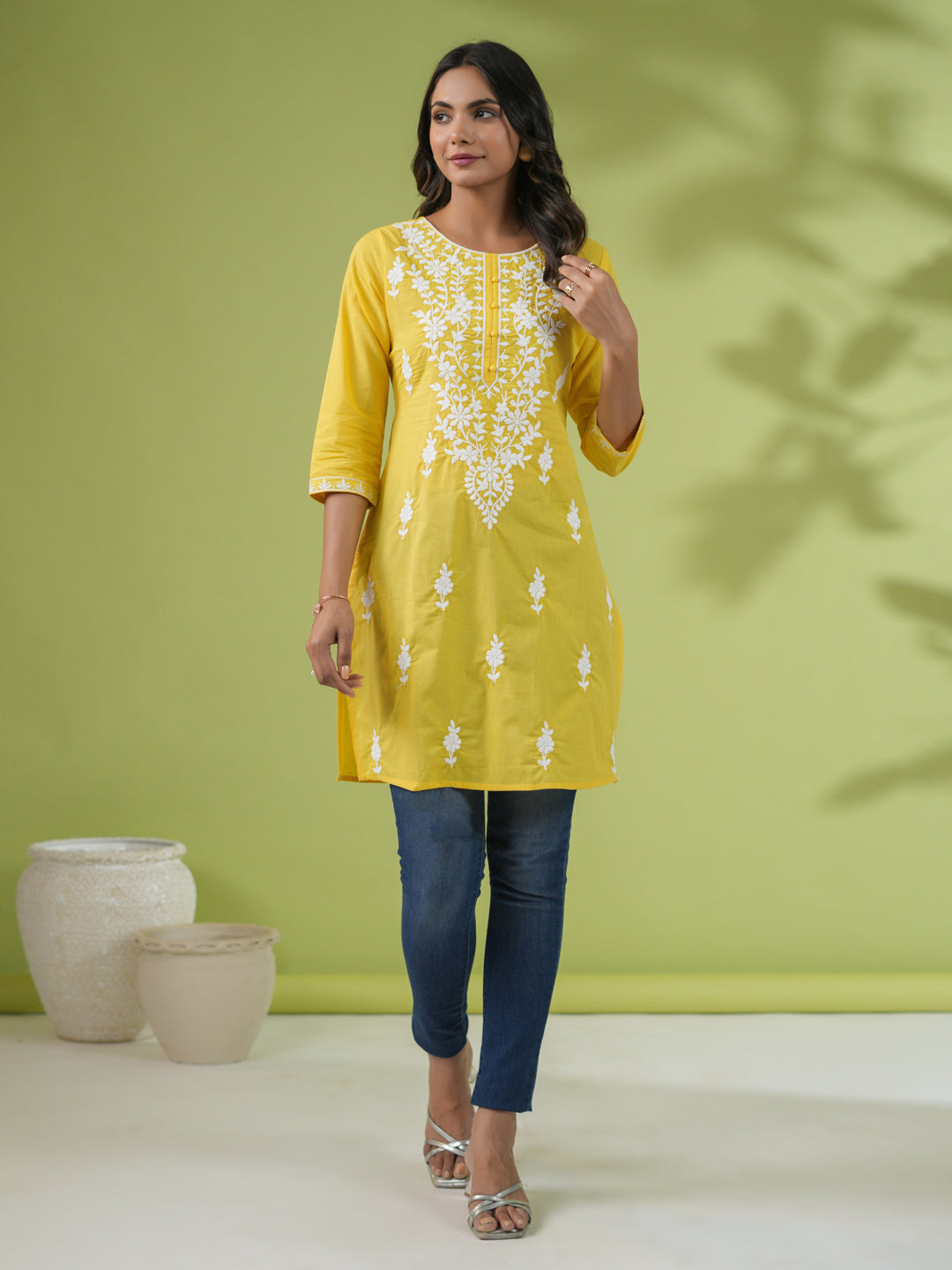 Janasya Straight Cotton Cambric Yellow Ethnic Motifs Round Neck Tunic | Swadesiicart