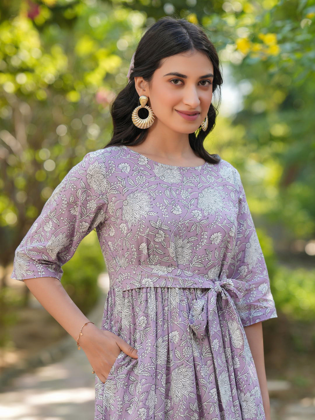 Janasya Light Cotton Floral Tiered Dress | Swadesiicart