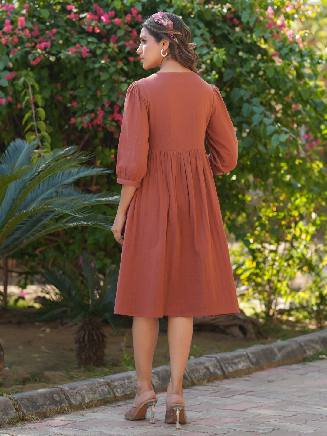Janasya Dark Cotton Solid Gathered Dress | Swadesiicart