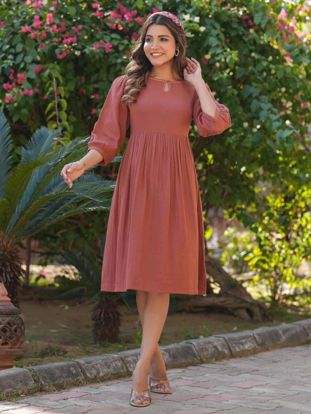 Janasya Dark Cotton Solid Gathered Dress | Swadesiicart