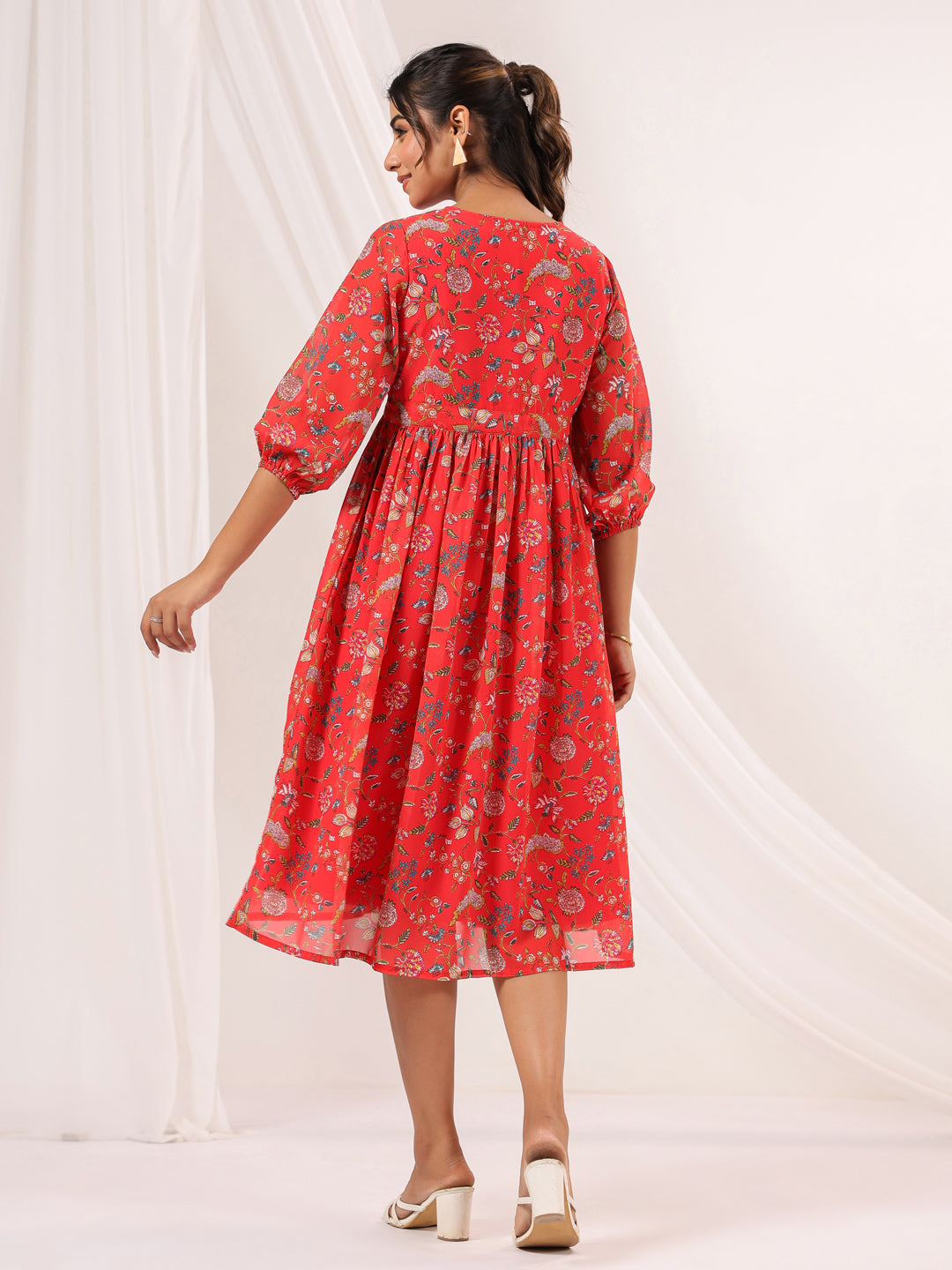 Janasya Bright Georgette Floral Gathered Dress | Swadesiicart