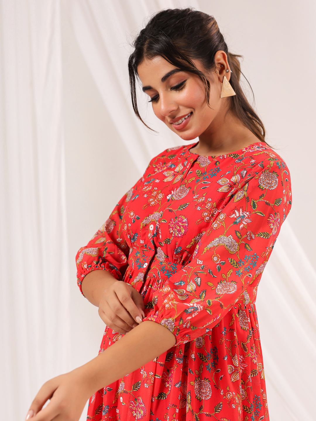 Janasya Bright Georgette Floral Gathered Dress | Swadesiicart