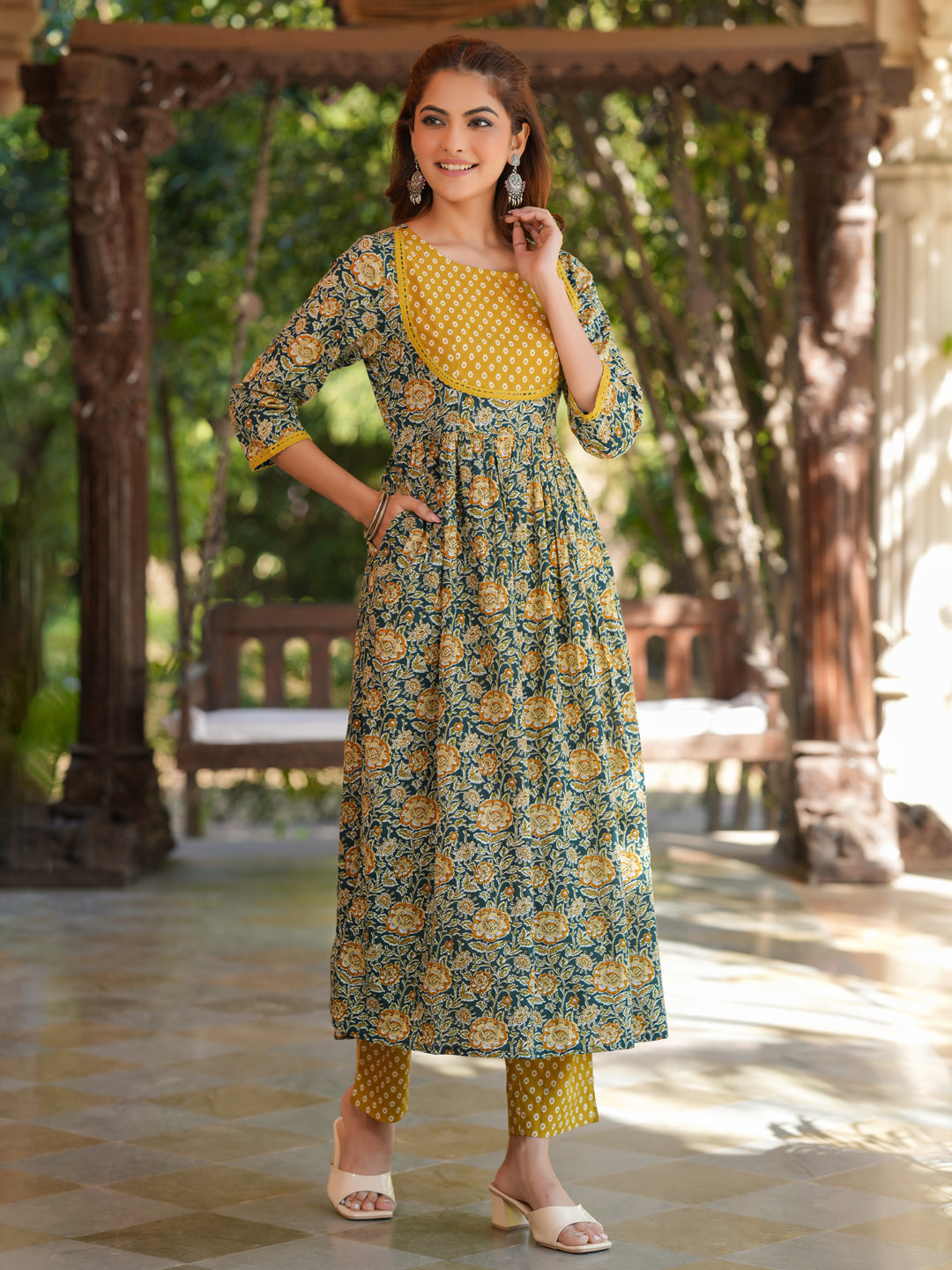Janasya Dark Cotton Floral A-Line Kurta Set | Swadesiicart