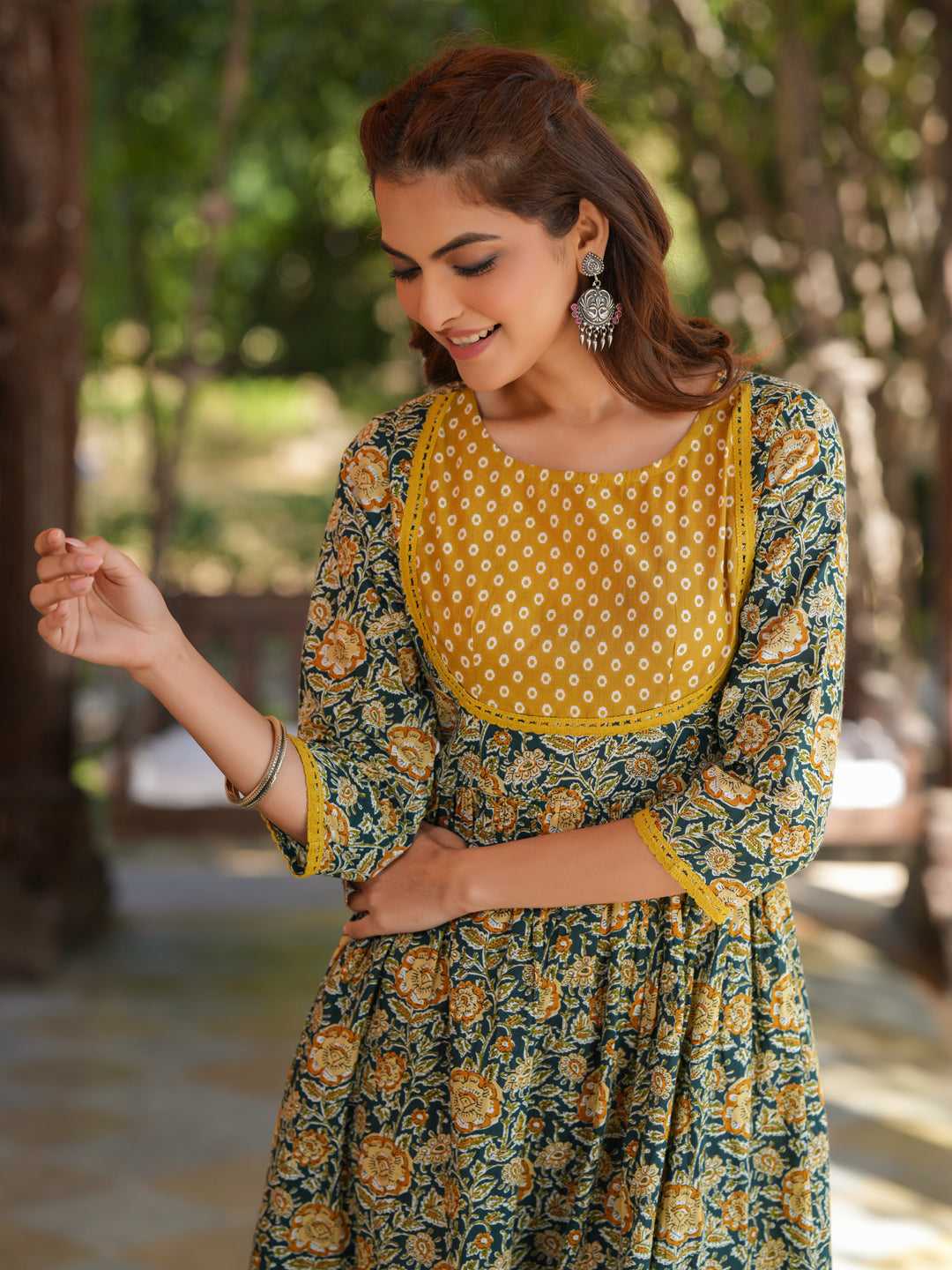 Janasya Dark Cotton Floral A-Line Kurta Set | Swadesiicart