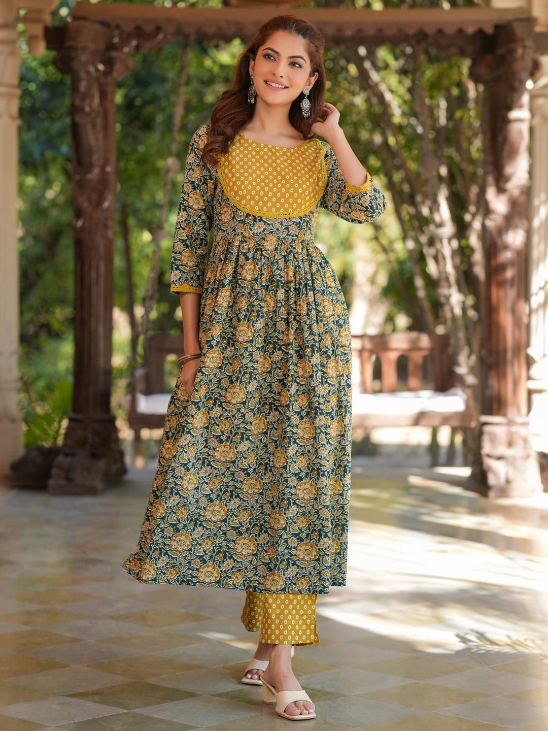 Janasya Dark Cotton Floral A-Line Kurta Set | Swadesiicart