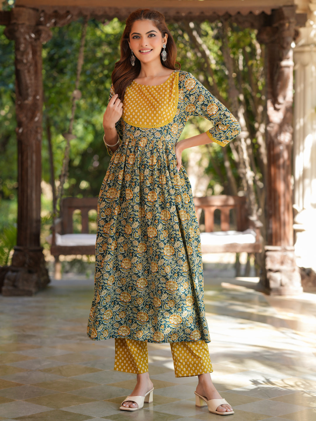 Janasya Dark Cotton Floral A-Line Kurta Set | Swadesiicart