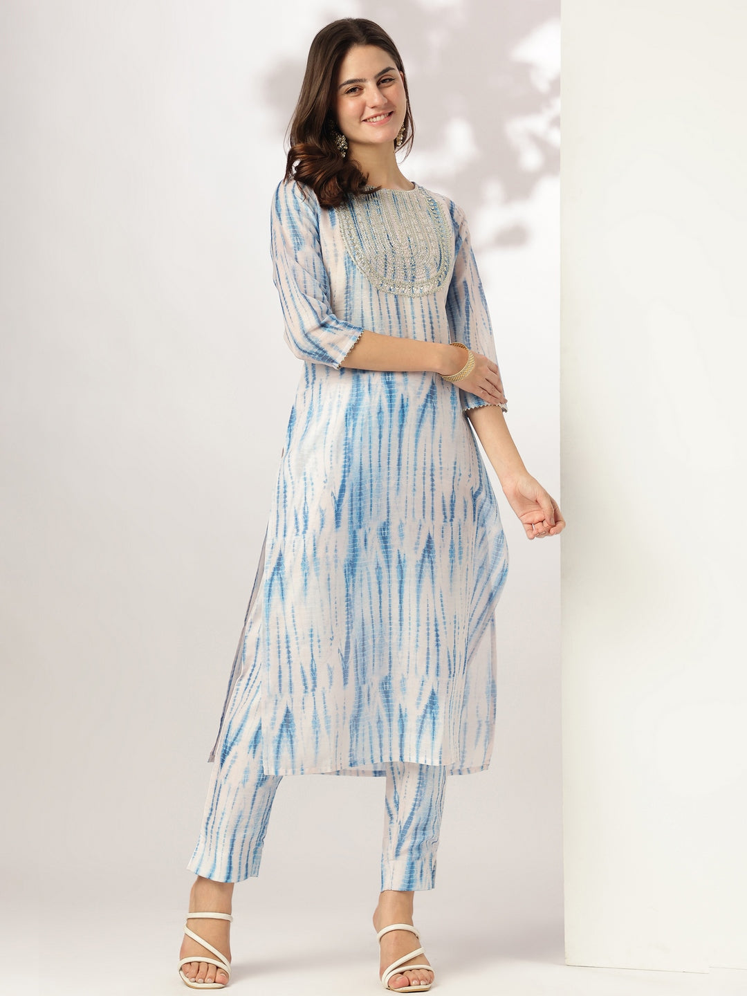 Janasya Light Silk Blend Tie & dye Straight Kurta Set | Swadesiicart