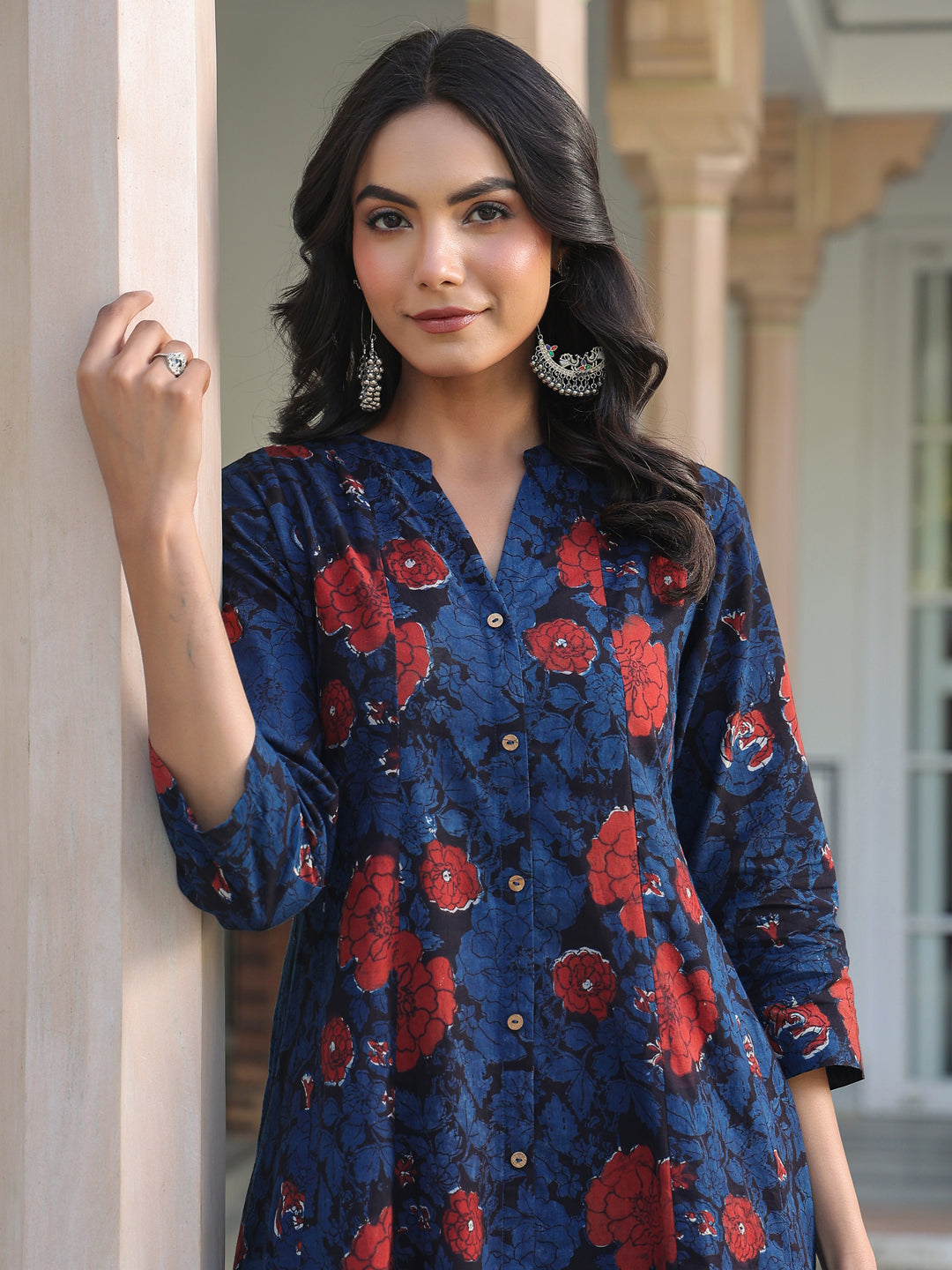 Janasya Dark Cotton Floral A-Line Kurta Set | Swadesiicart
