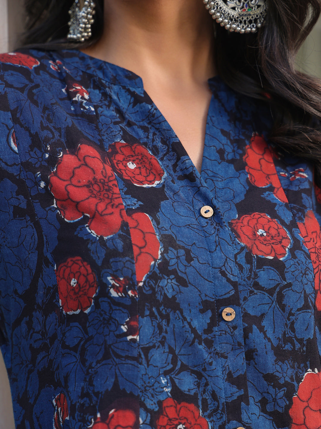 Janasya Dark Cotton Floral A-Line Kurta Set | Swadesiicart