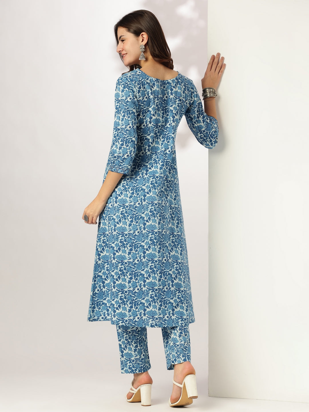 Janasya Dark Cotton Floral A-Line Kurta Set | Swadesiicart