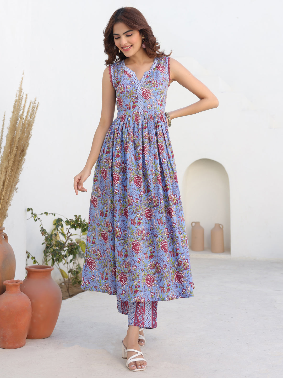 Janasya Dark Cotton Floral A-Line Kurta Set | Swadesiicart