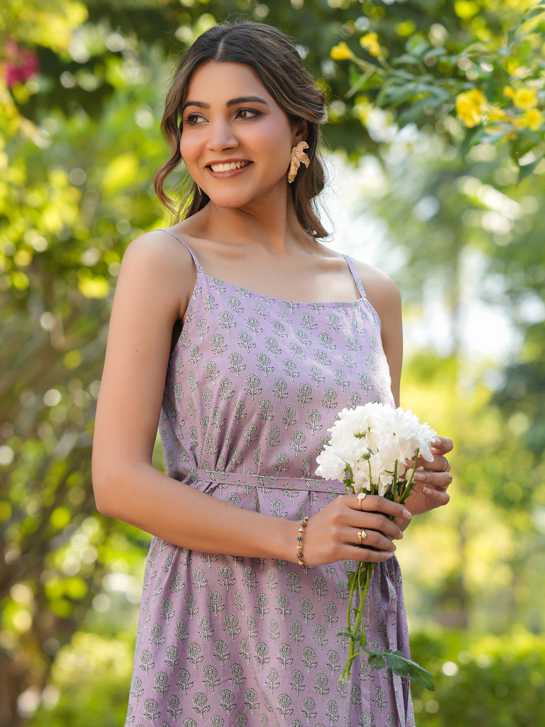 Janasya Light Cotton Floral A-Line Kurta - Swadesiicart