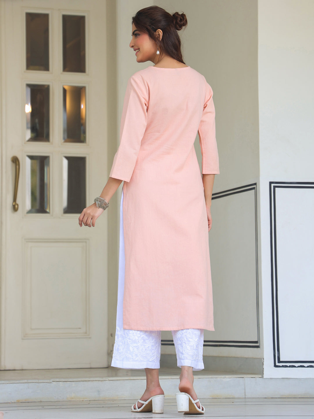 Janasya Light Cotton Yoke Embroidery Straight Kurta | Swadesiicart