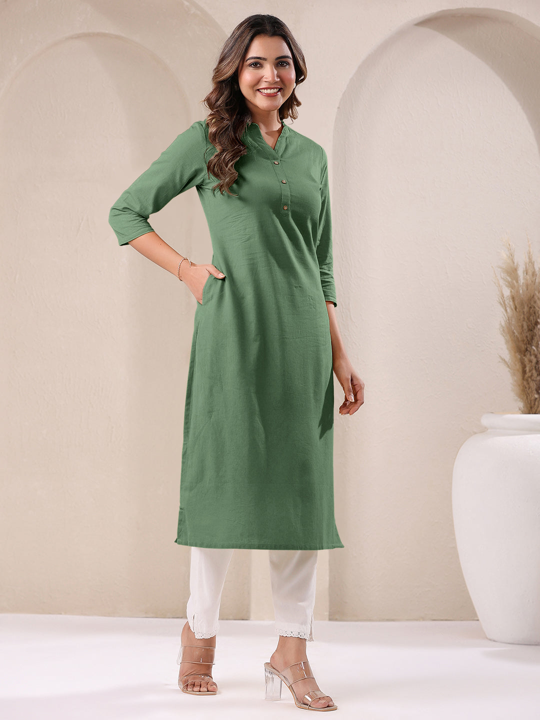 Janasya Light Cotton Solid Straight Kurta - Swadesiicart