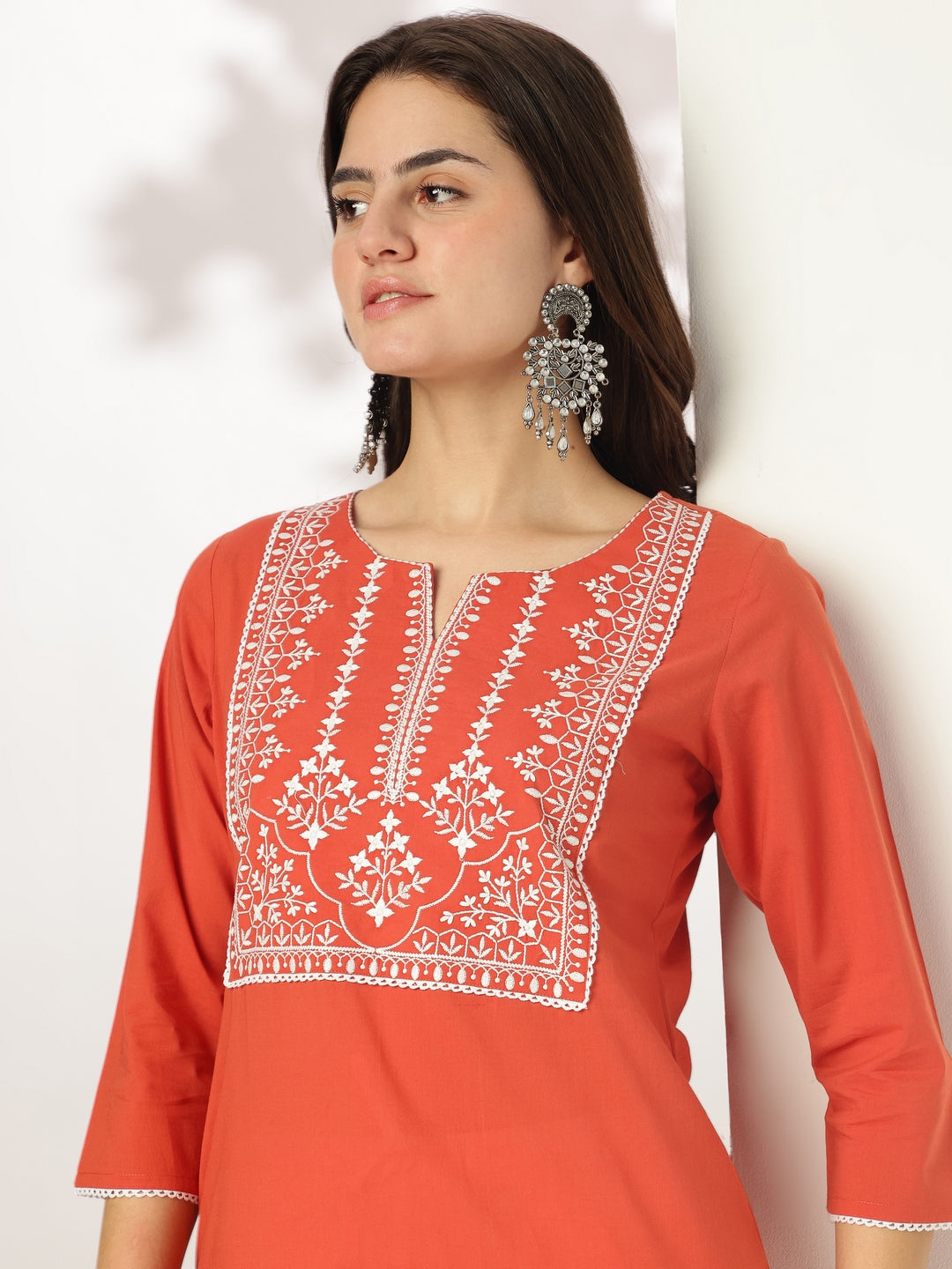Janasya Dark Cotton Yoke Embroidery Straight Kurta - Swadesiicart