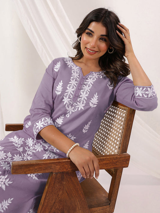 Janasya Light Cotton Embroidered Straight Kurta | Swadesiicart