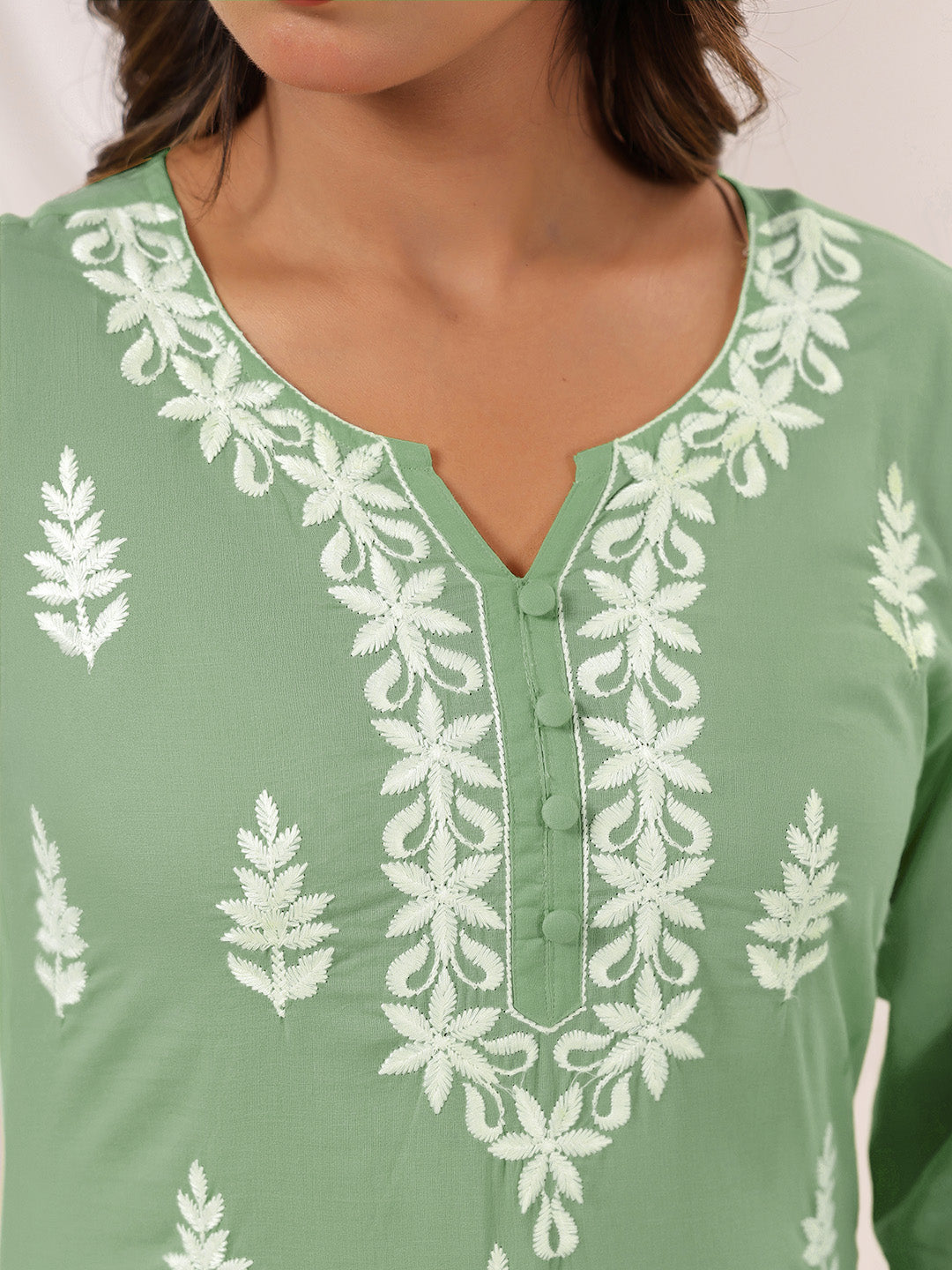 Janasya Light Cotton Embroidered Straight Kurta | Swadesiicart