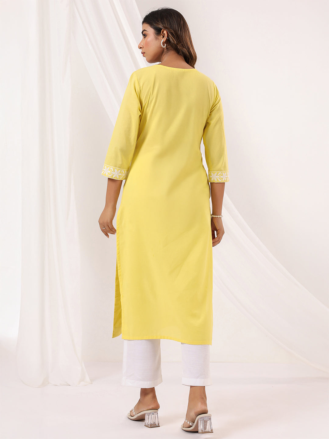 Janasya Light Cotton Embroidered Straight Kurta | Swadesiicart
