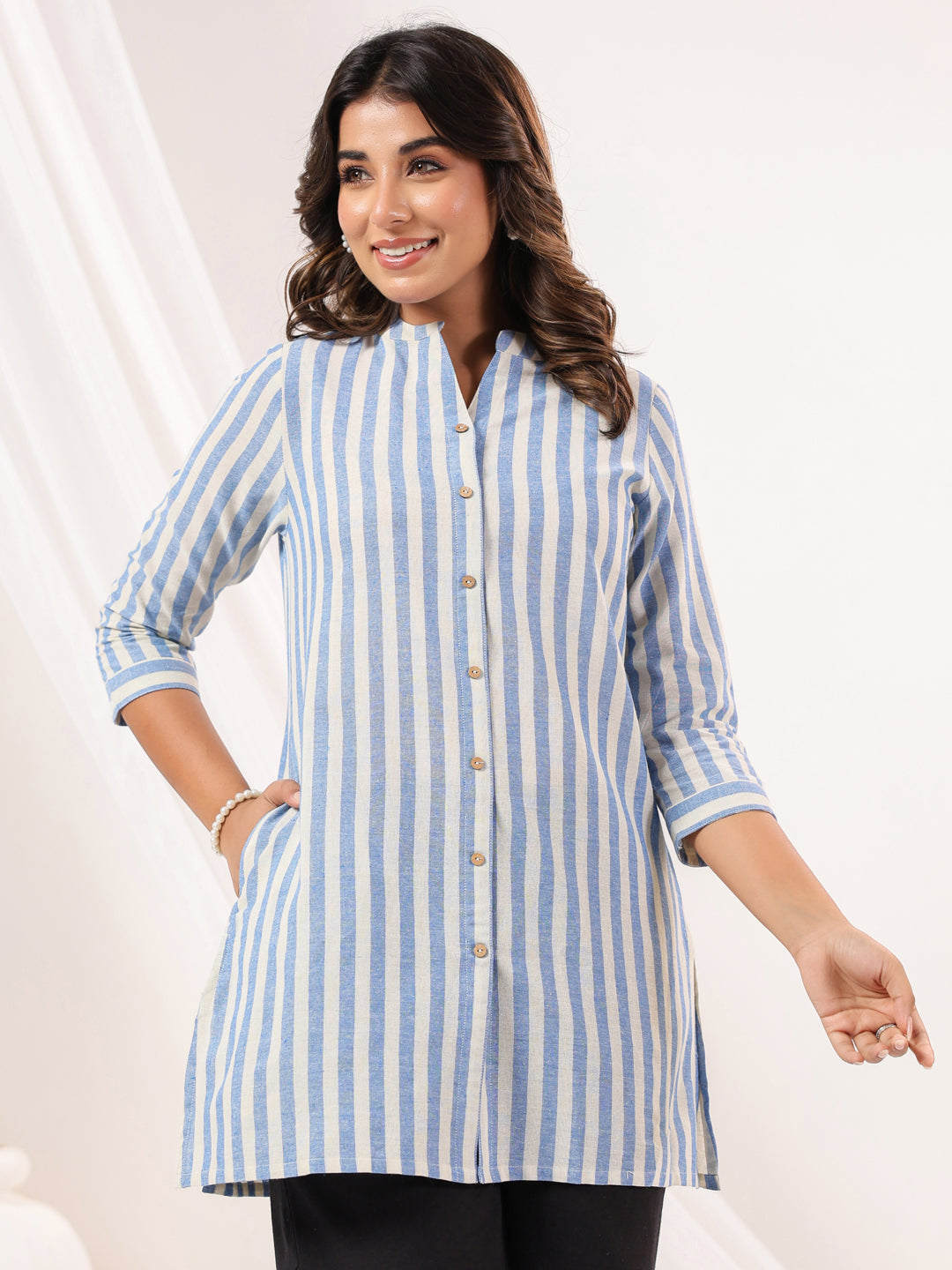 Janasya Light Cotton Striped Straight Kurta - Swadesiicart