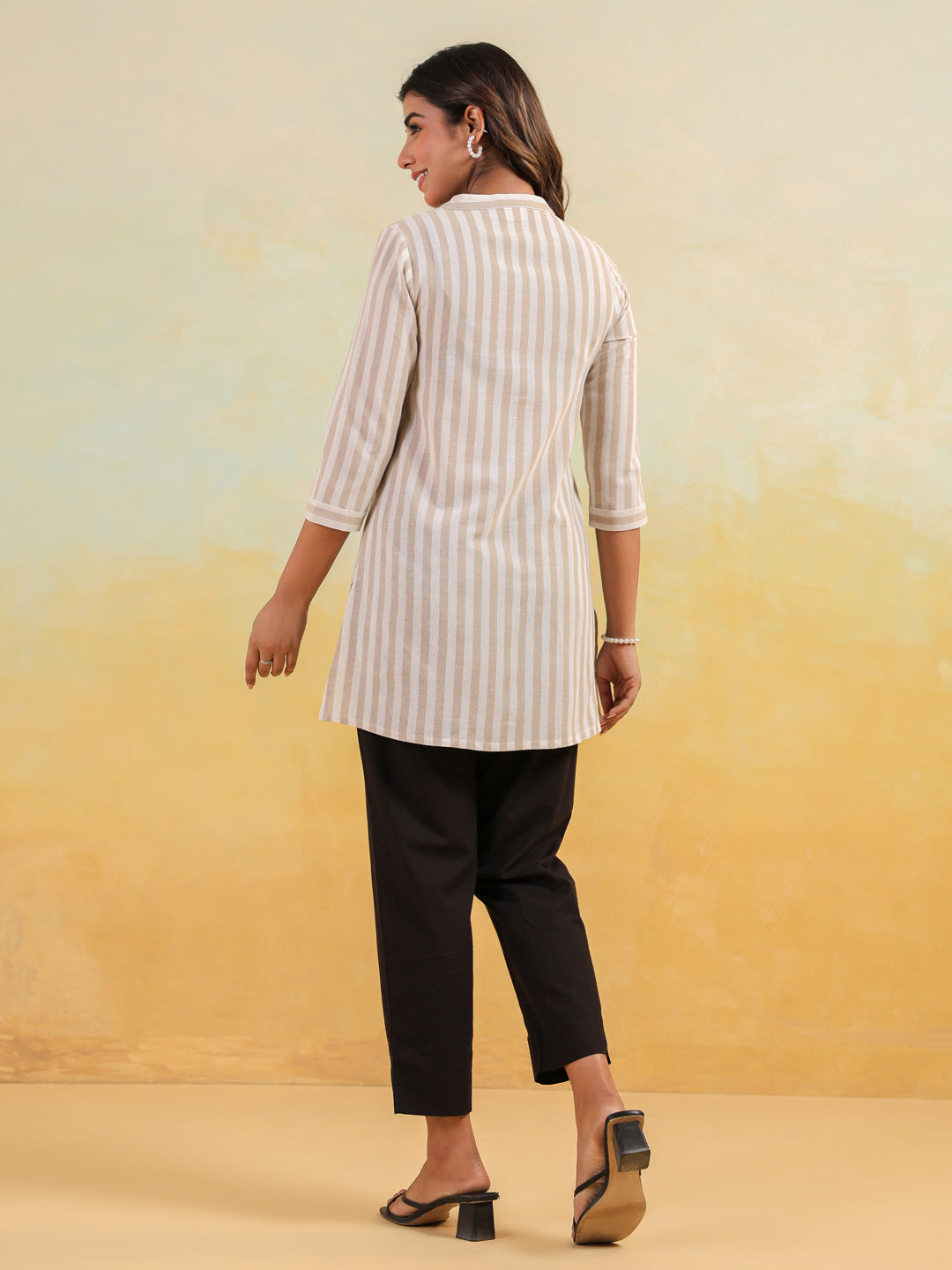 Janasya Light Cotton Striped Straight Kurta - Swadesiicart
