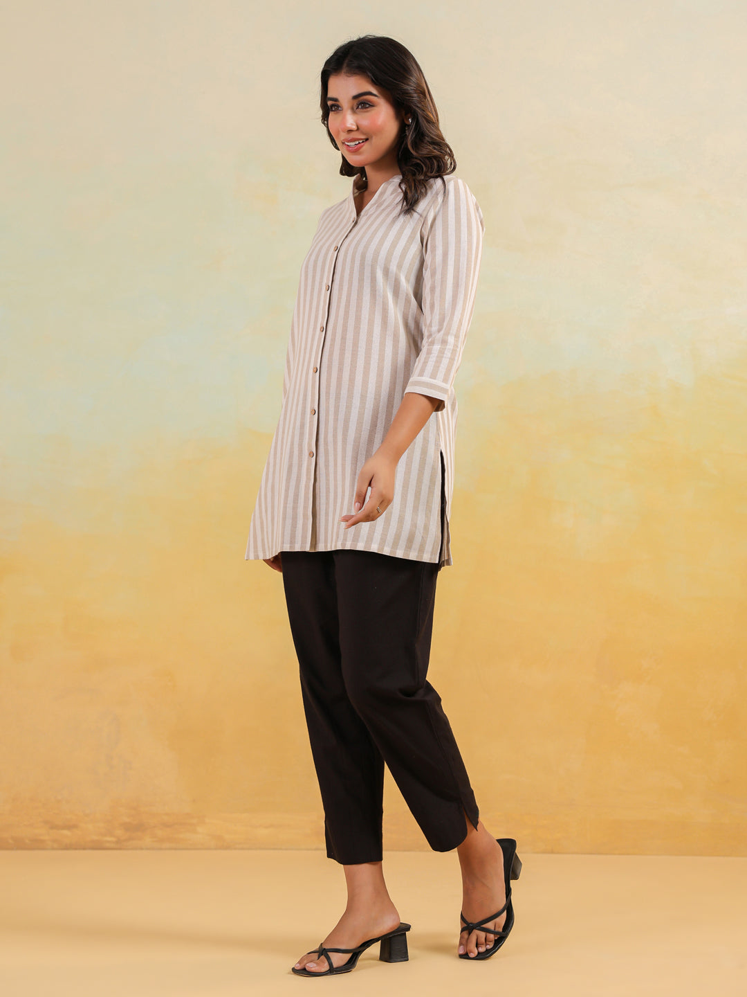 Janasya Light Cotton Striped Straight Kurta - Swadesiicart