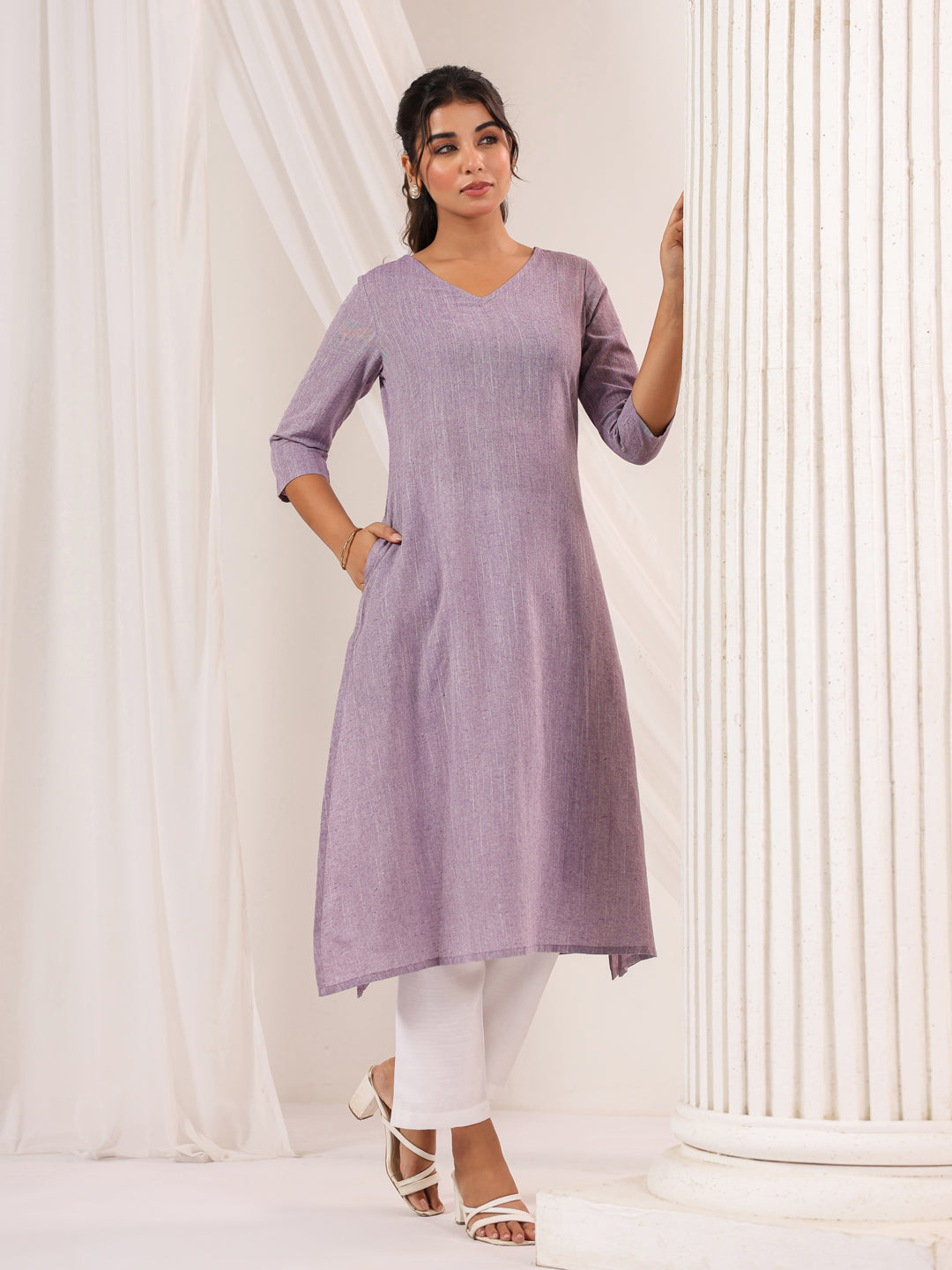 Janasya Light Cotton Solid Straight Kurta - Swadesiicart