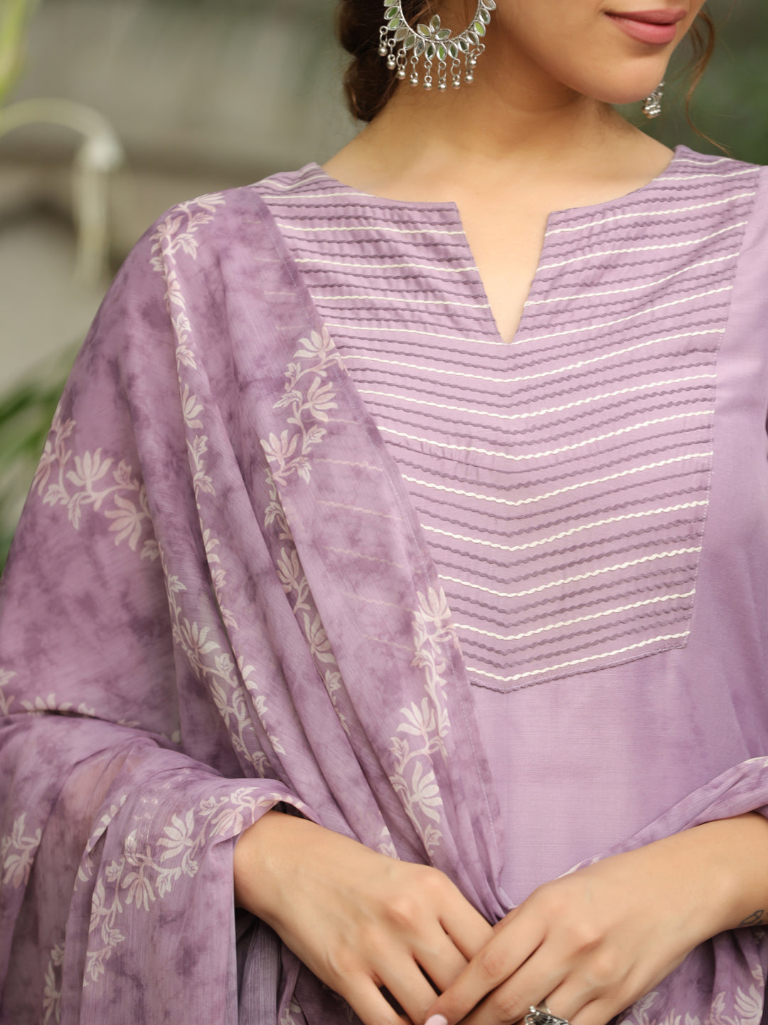 Janasya Light Silk Blend Yoke Embroidery Straight Kurta Set | Swadesiicart