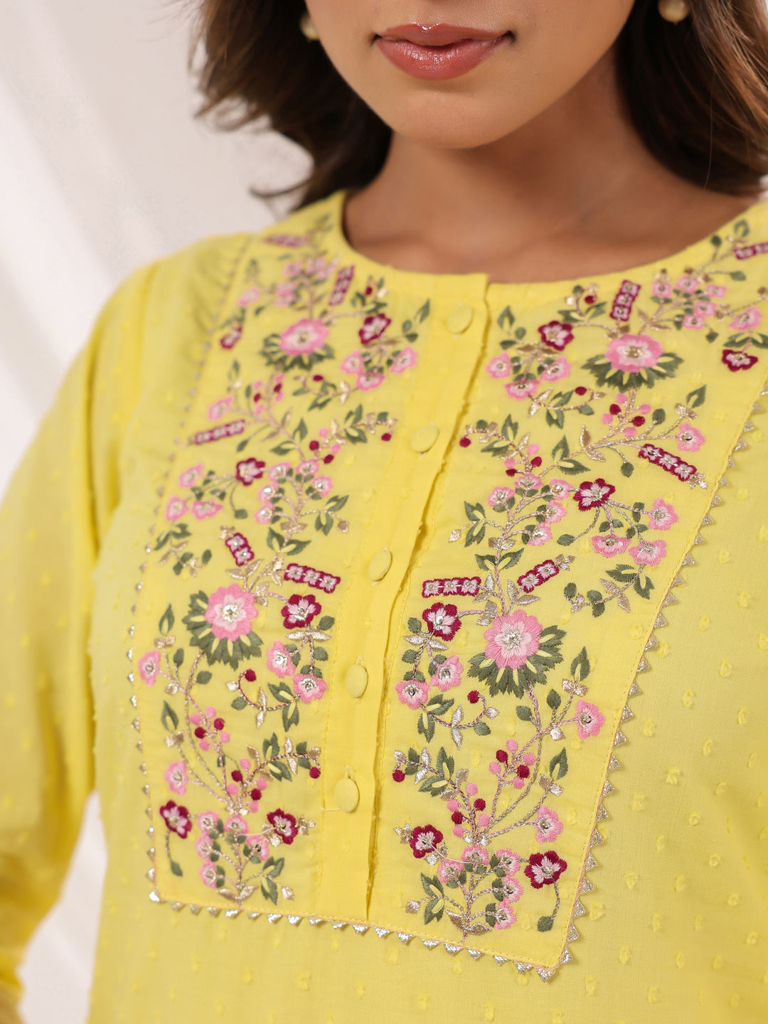 Janasya Light Dobby Cotton Embroidered Straight Kurta Set | Swadesiicart