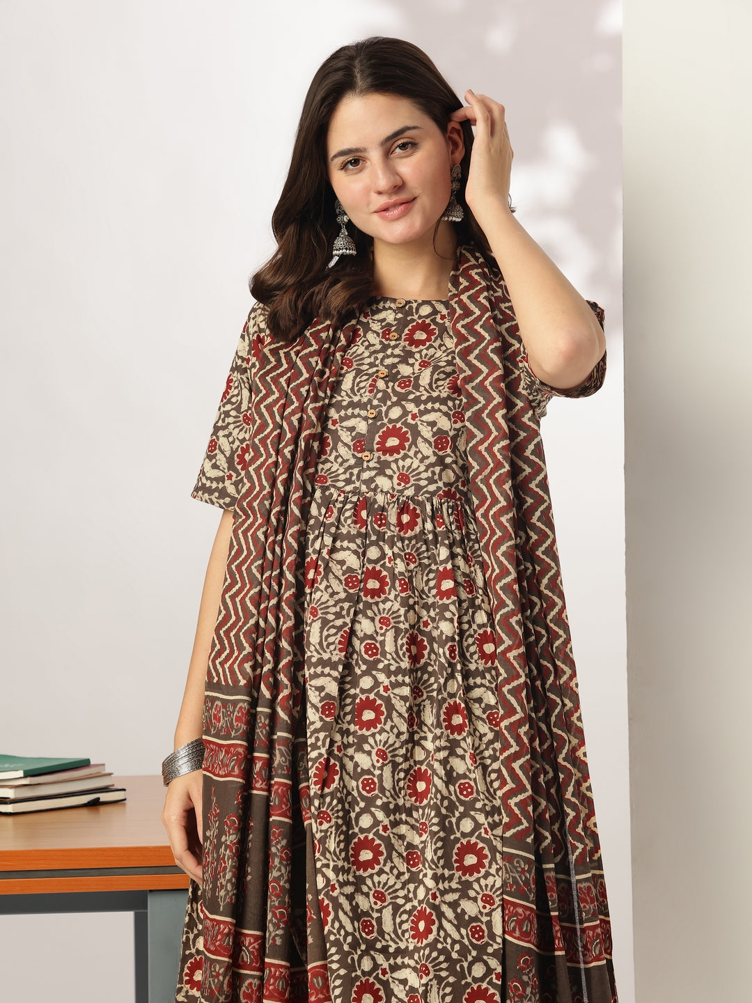 Janasya Dark Cotton Floral A-Line Kurta Set | Swadesiicart