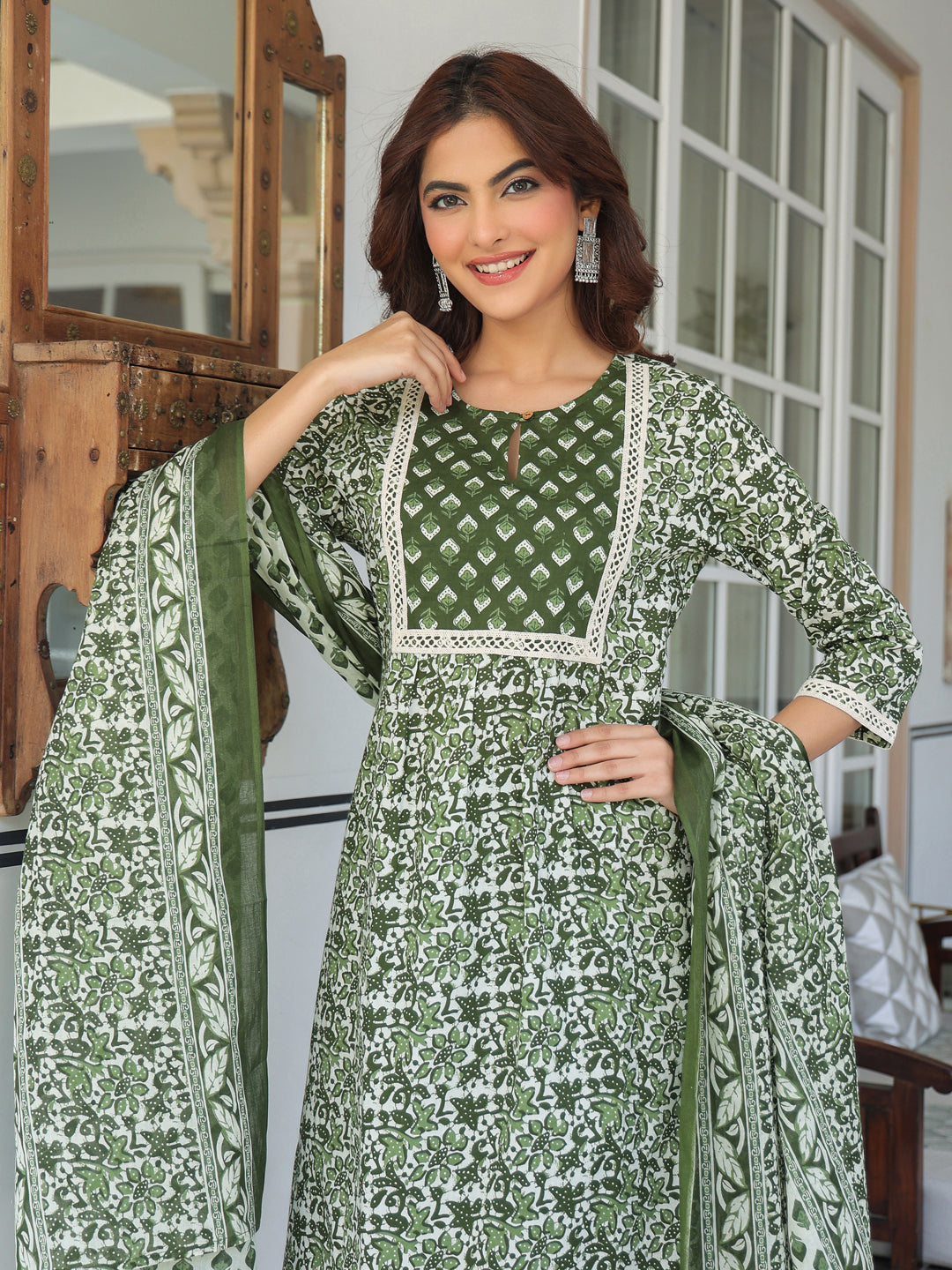 Janasya Dark Cotton Floral A-Line Kurta Set | Swadesiicart