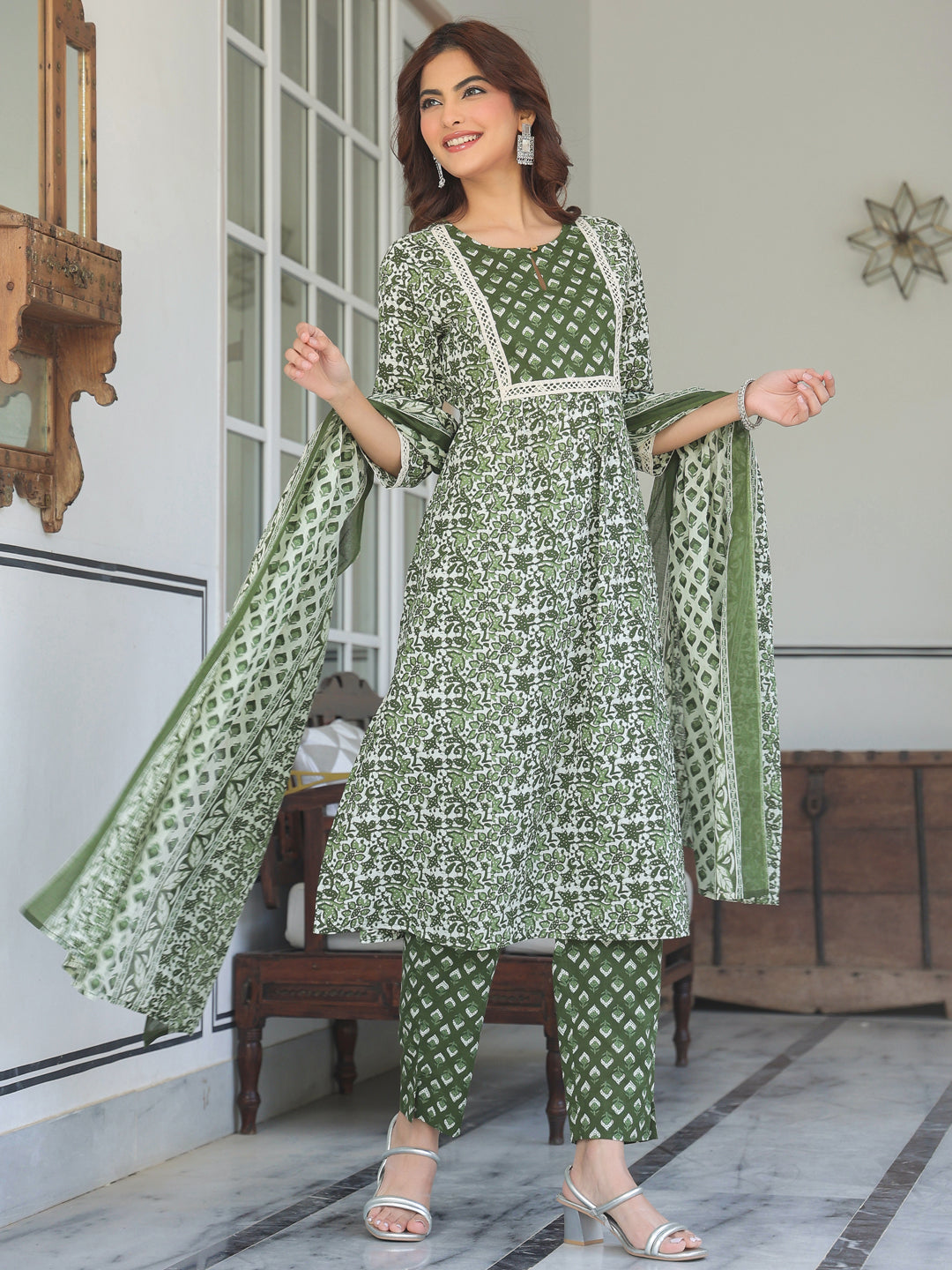 Janasya Dark Cotton Floral A-Line Kurta Set | Swadesiicart