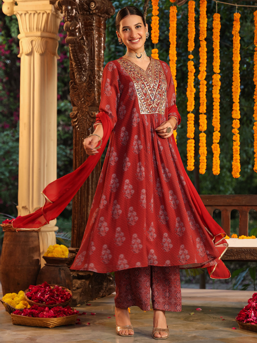 Janasya Dark Georgette Yoke Embroidery A-Line Kurta Set | Swadesiicart