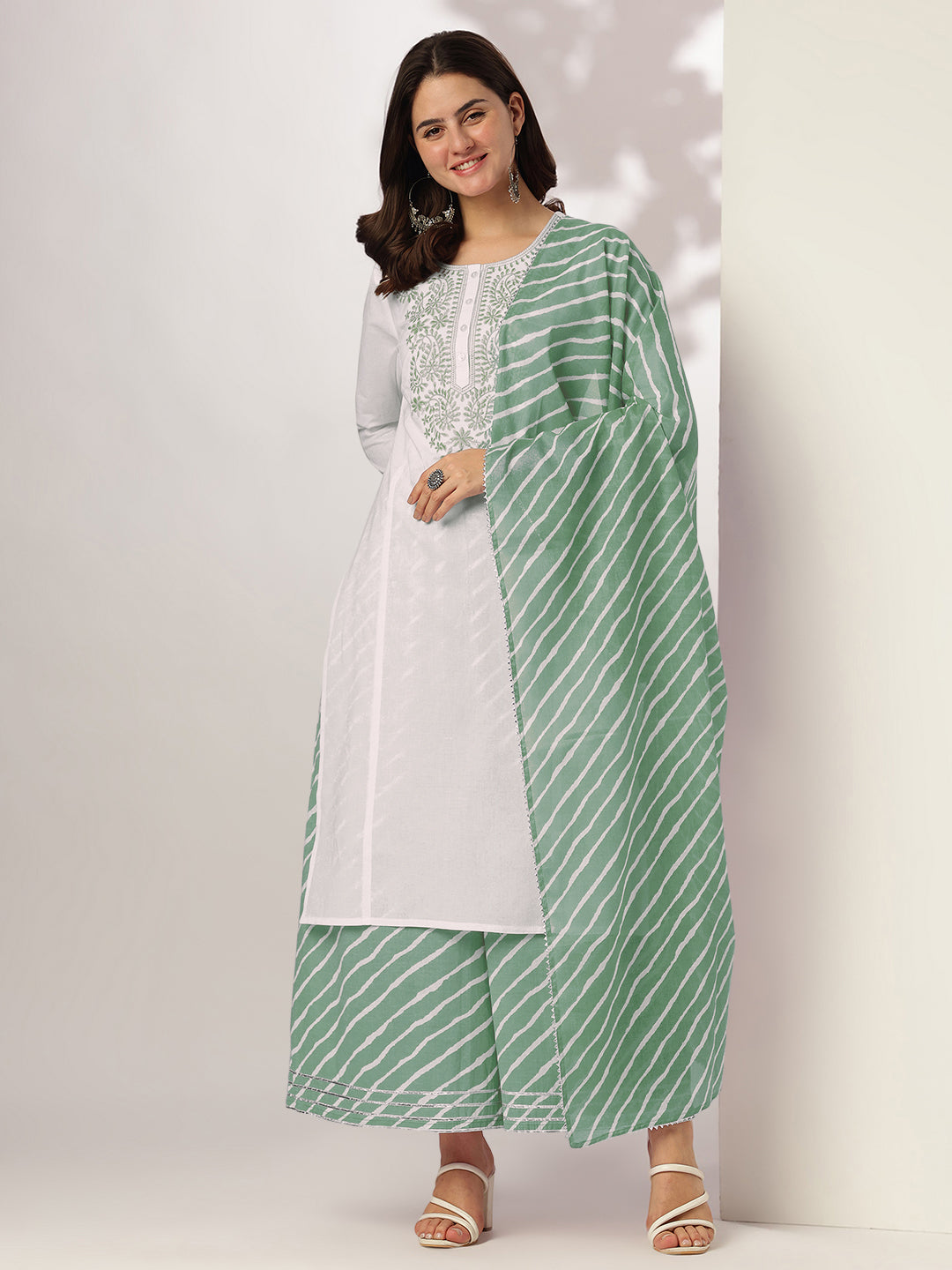 Janasya Light Cotton Yoke Embroidery Straight Kurta Set | Swadesiicart