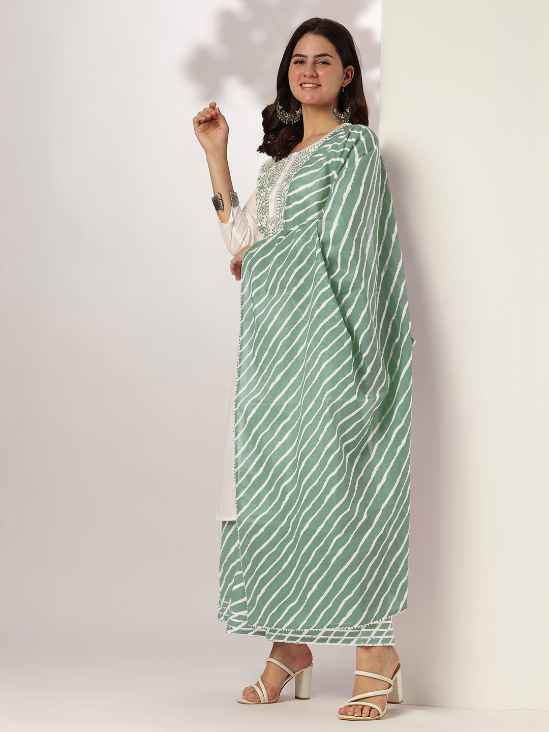 Janasya Light Cotton Yoke Embroidery Straight Kurta Set | Swadesiicart