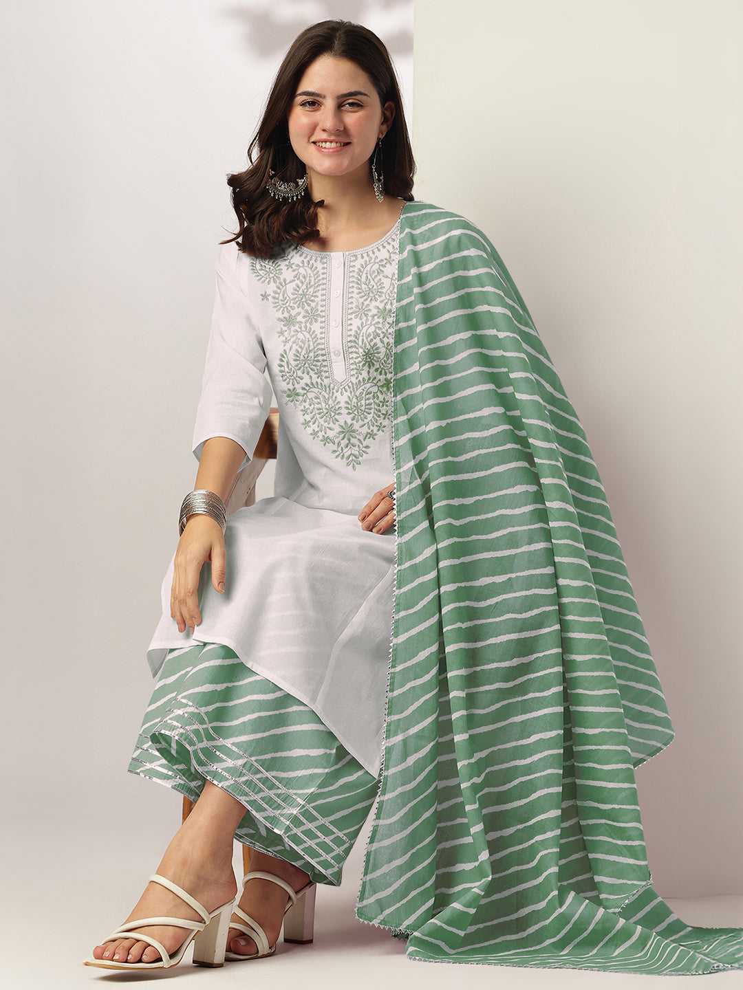 Janasya Light Cotton Yoke Embroidery Straight Kurta Set | Swadesiicart