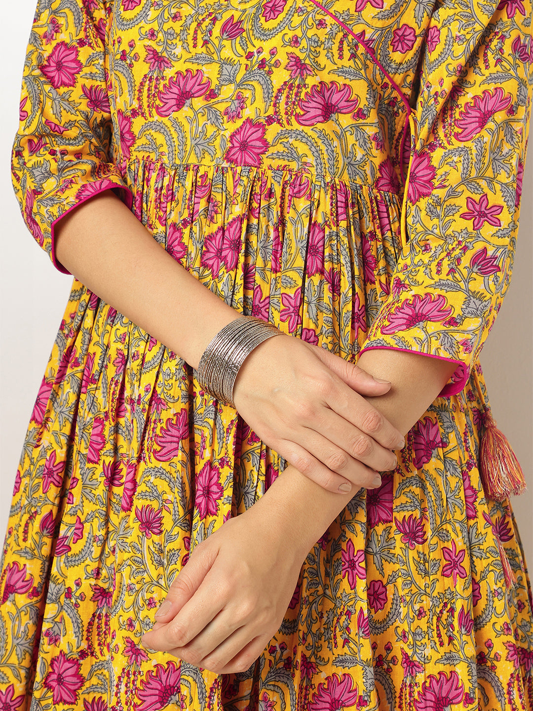 Janasya Bright Cotton Floral Angrakha Kurta Set | Swadesiicart